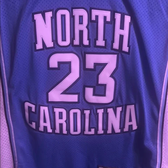 Michael Jordan #23 North Carolina College Basketball Jersey size M - Picture 4 of 8